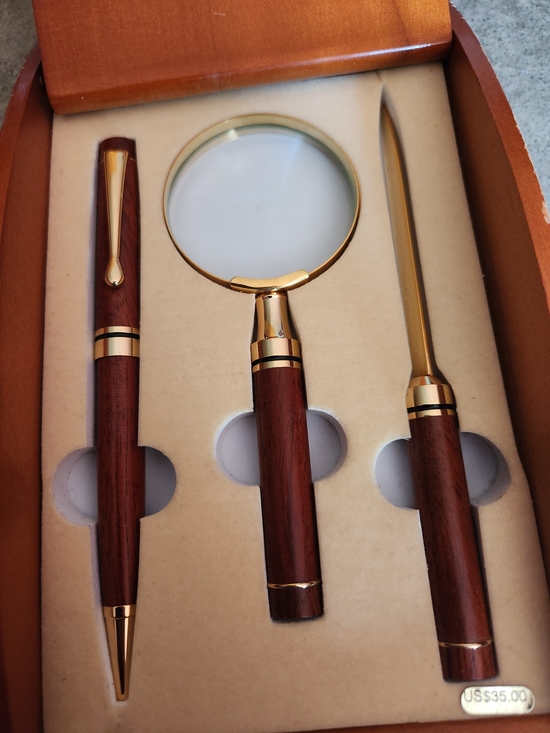 rosewood & brass Other - Classic Brown Wood Desk Set with Gold Accents - Elegant Home Office Decor